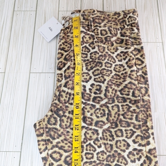 Adika Pia Straight Fit High Rise Jeans in Animal Print & Fringe Hem Sz L/30 NWT - Picture 7 of 11